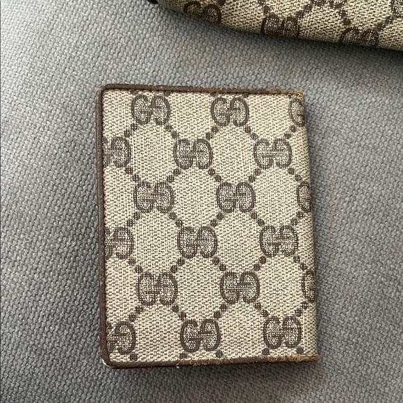 Gucci Beige and Brown Shoulder Bag with Card Holder - Picture 13 of 15